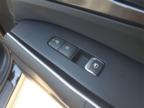 New 2026 Kia Sorento S w/ S Panoramic Sunroof Package image 11