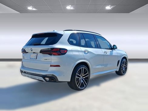 Used 2026 BMW X5 sDrive40i w/ M Sport Package image 8