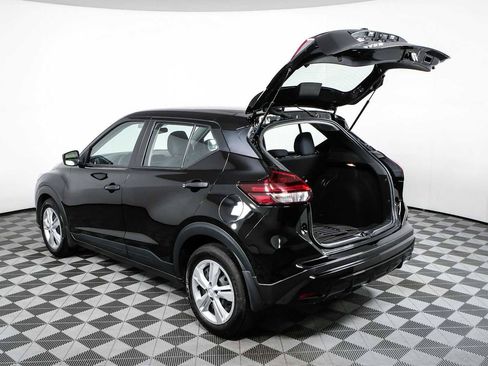 Used 2024 Nissan Kicks S FWD image 31