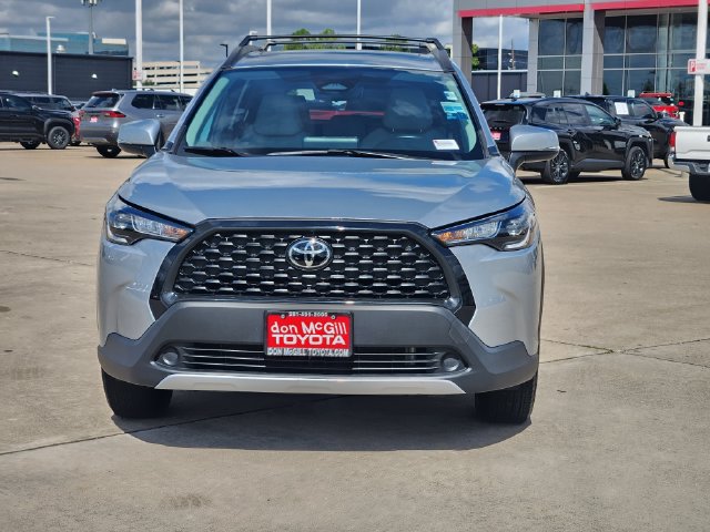 Certified 2024 Toyota Corolla Cross LE w/ Moonroof Package FWD image 2