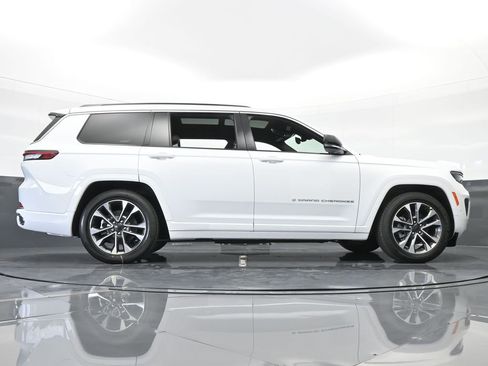 Used 2024 Jeep Grand Cherokee L Overland image 53
