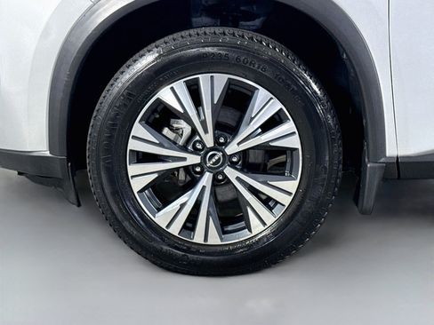 Used 2022 Nissan Rogue SV w/ SV Premium Package AWD/4WD image 38