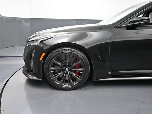 Used 2022 Cadillac CT5 V Blackwing w/ Carbon Fiber Package 2 RWD image 12