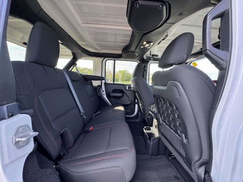 Used 2020 Jeep Wrangler Unlimited Rubicon AWD/4WD image 19