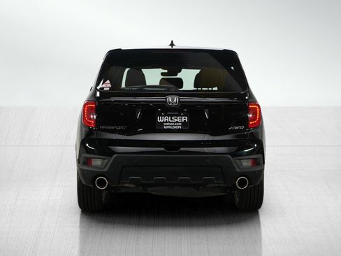 Used 2024 Honda Passport EX-L image 4