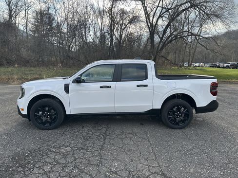 New 2025 Ford Maverick XLT w/ Black Appearance Package image 7