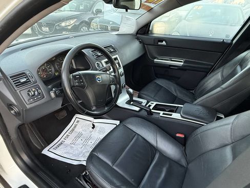 Used 2010 Volvo V50 2.4i image 6