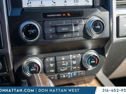 Used 2019 Ford F150 Limited w/ Trailer Tow Package image 10