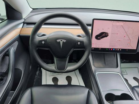 Used 2022 Tesla Model 3 Standard Range RWD image 21