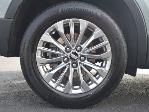 Used 2024 Cadillac XT4 Premium Luxury w/ Active Safety Package image 16