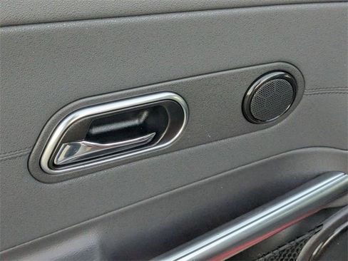 Used 2005 Chrysler Crossfire Convertible w/ Special Edition Group image 14