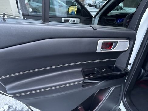 Used 2023 Ford Explorer ST w/ Equipment Group 401A image 32