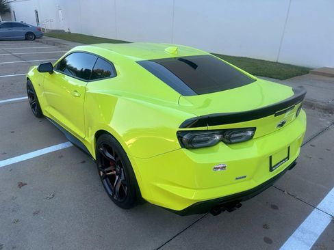 Used 2020 Chevrolet Camaro SS image 11