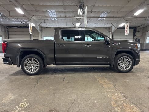 Used 2019 GMC Sierra 1500 Denali image 2