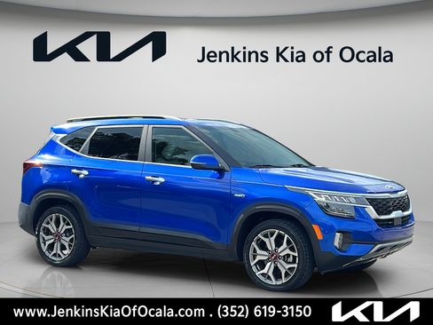 Certified 2021 Kia Seltos SX w/ SX Sunroof Package AWD/4WD image 1