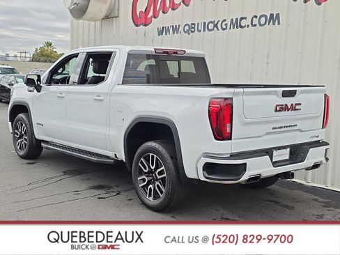 Used 2021 GMC Sierra 1500 AT4 w/ AT4 Value Package AWD/4WD image 6