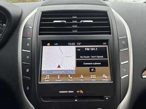 Used 2017 Lincoln MKC Reserve AWD/4WD image 18