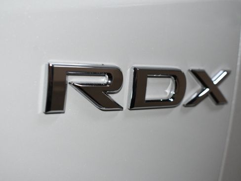 Used 2025 Acura RDX SH-AWD image 99