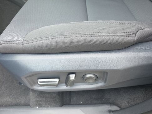 New 2026 Toyota Tundra SR5 AWD/4WD image 15
