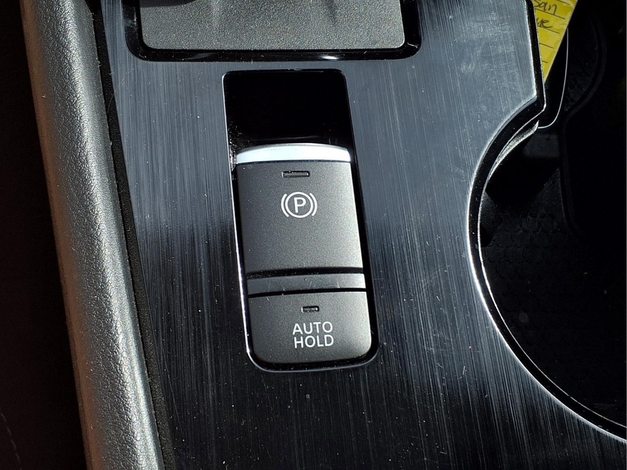 Used 2024 Nissan Rogue SV FWD image 15