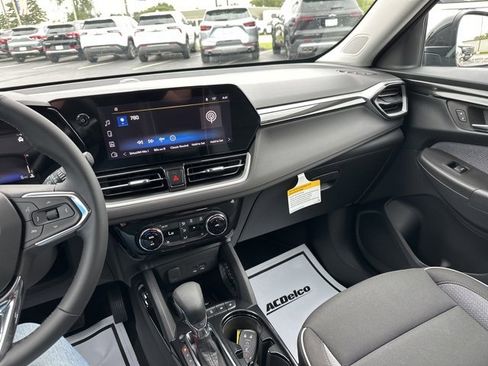 New 2026 Chevrolet TrailBlazer LT w/ Convenience Package image 42