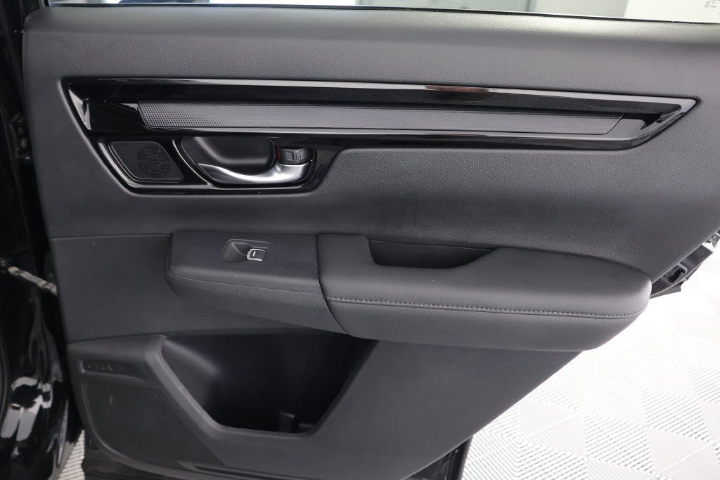 Used 2025 Honda CR-V EX-L image 27