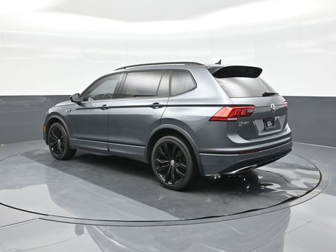 Used 2021 Volkswagen Tiguan SE R-Line image 8