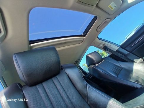 Used 2018 Honda Accord Touring image 18