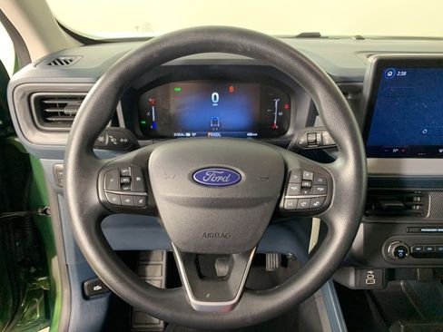 Used 2025 Ford Maverick XL image 20