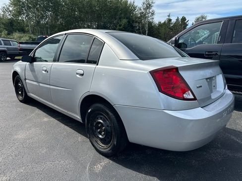 Used 2004 Saturn ION Level 2 w/ Power Pkg FWD image 4