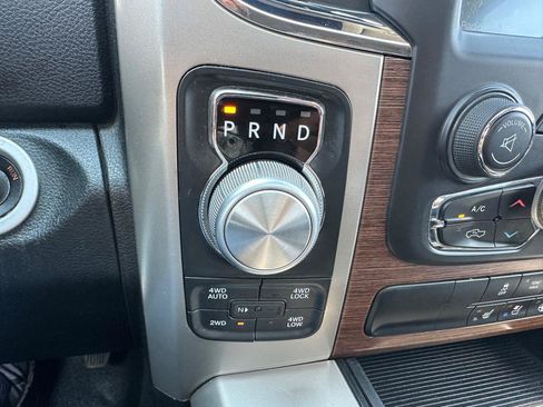 Used 2014 RAM 1500 Laramie w/ Convenience Group AWD/4WD image 16