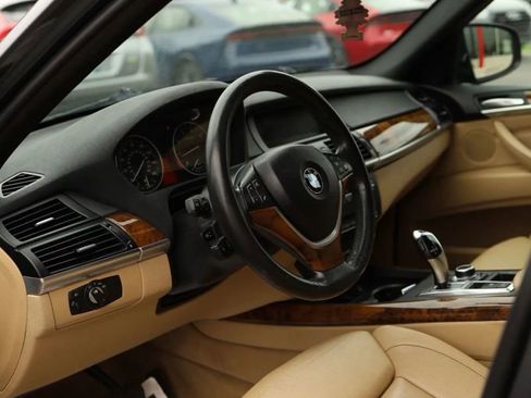 Used 2011 BMW X5 xDrive50i AWD/4WD image 13