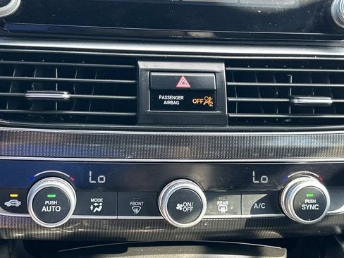 Used 2019 Honda Accord Sport image 34