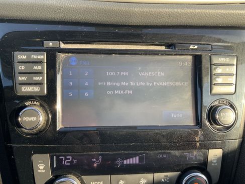 Used 2016 Nissan Rogue SL w/ SL Premium Package image 37