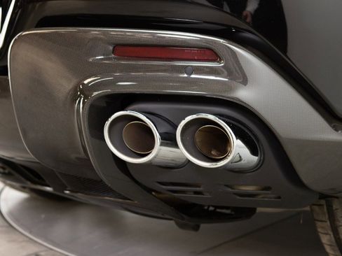 Used 2025 Ferrari Purosangue image 38