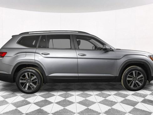 Used 2022 Volkswagen Atlas SE image 12