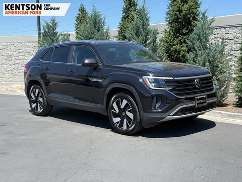 Used 2025 Volkswagen Atlas Cross Sport SE AWD/4WD image 10