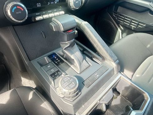Used 2024 Toyota Tacoma TRD Off-Road AWD/4WD image 17