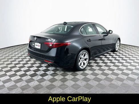 Used 2020 Alfa Romeo Giulia Ti w/ Active Blind Spot Package image 10
