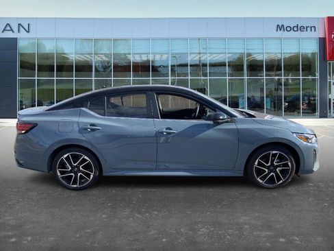 New 2025 Nissan Sentra SR w/ SR Premium Package image 4