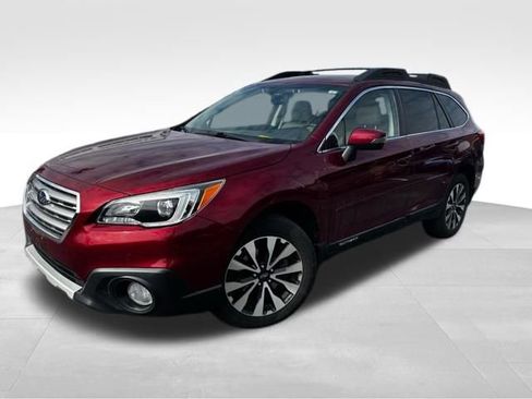 Used 2015 Subaru Outback 2.5i Limited image 2