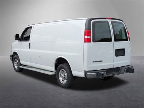 Used 2024 Chevrolet Express 2500 w/ Driver Convenience Package image 3