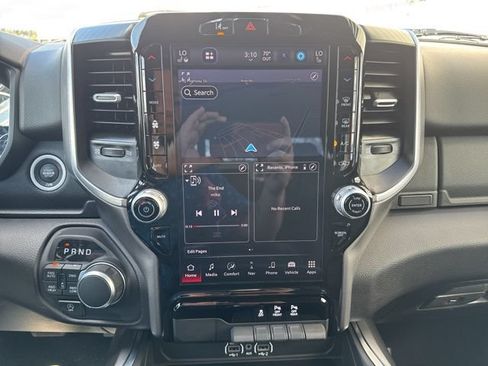 Used 2025 RAM 1500 Big Horn AWD/4WD image 14