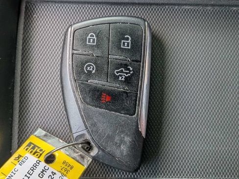 Used 2024 GMC Sierra 1500 Elevation RWD image 32