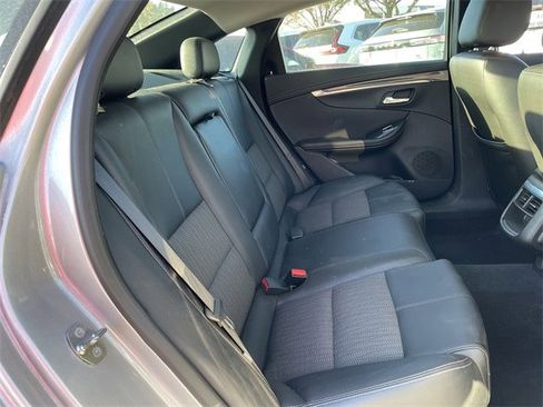 Used 2018 Chevrolet Impala LT image 27