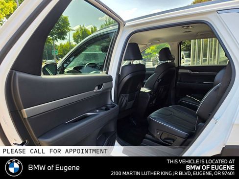 Used 2025 Hyundai Palisade SEL AWD/4WD image 19