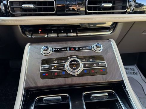 Certified 2023 Lincoln Aviator Reserve w/ Equipment Group 201A image 20
