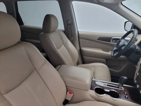 Used 2019 Nissan Pathfinder Platinum w/ Cargo Package FWD image 21