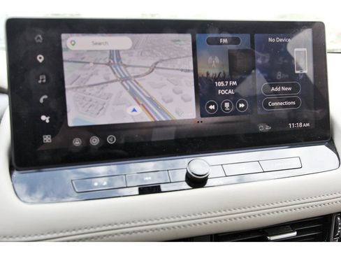 Used 2025 Nissan Rogue SL FWD image 19