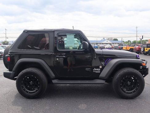 Used 2020 Jeep Wrangler Sport AWD/4WD image 6